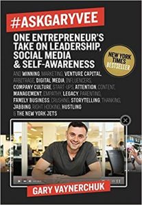 Gary Vaynerchuk is rocking the stage at BRAND MINDS 2022 - BRAND MINDS