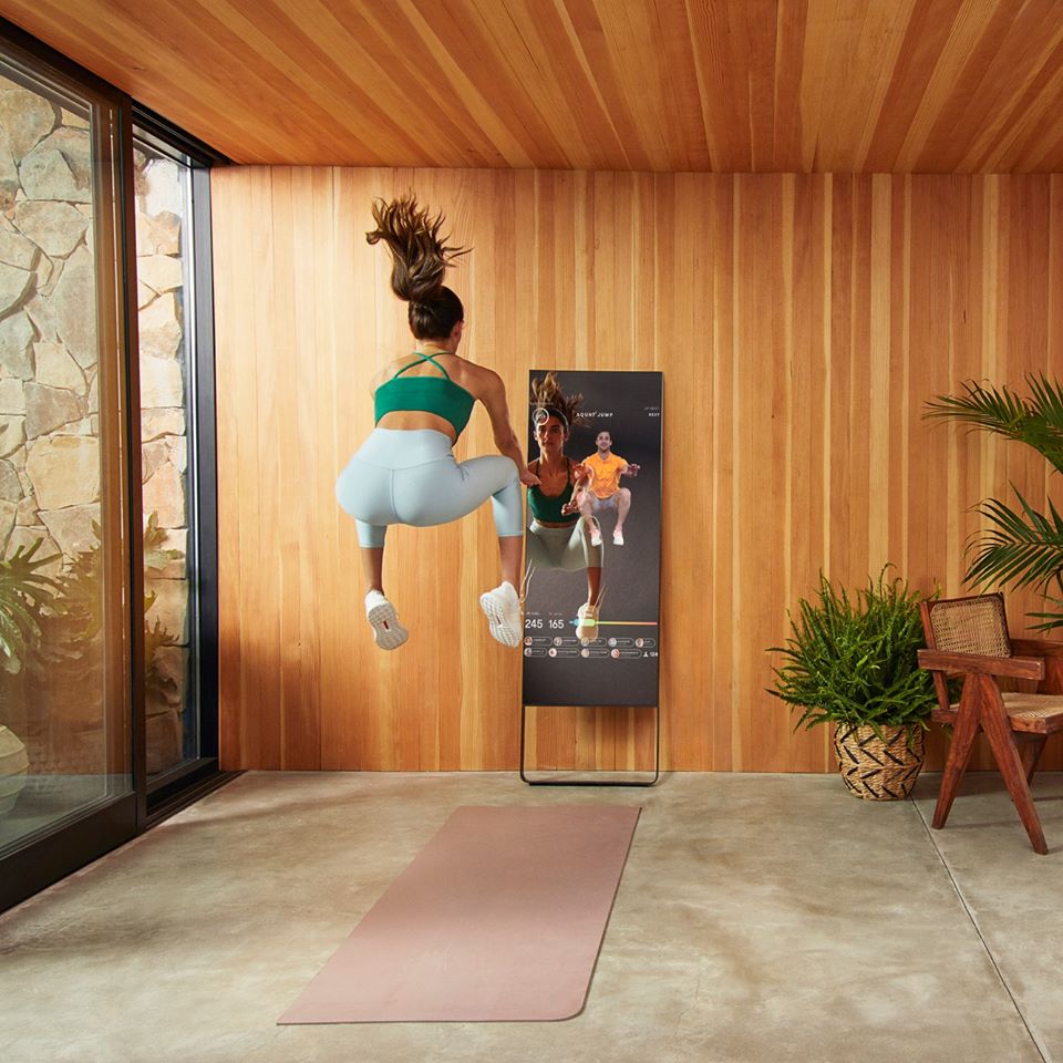 MIRROR Brings The Future Of Workout To Its Users   Mirror Home Gym 1 